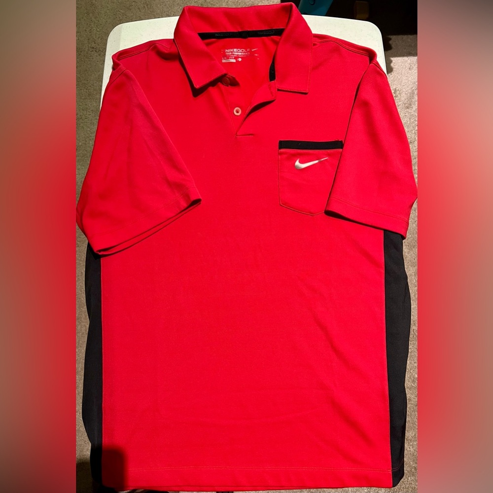 Red and Black Nike Dri Fit Golf Shirt Sz L